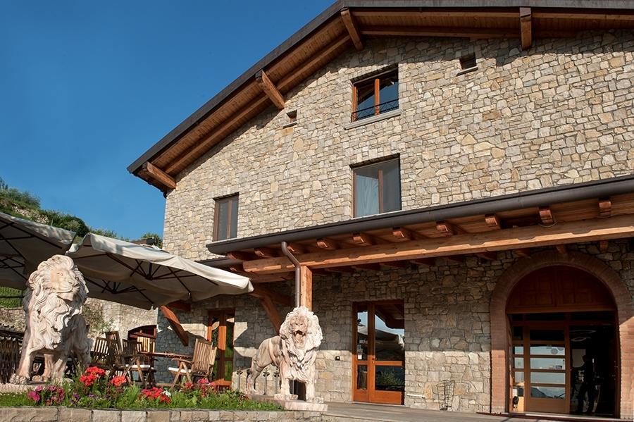 Hotel Fontana Santa Грумелло-дель-Монте Екстер'єр фото