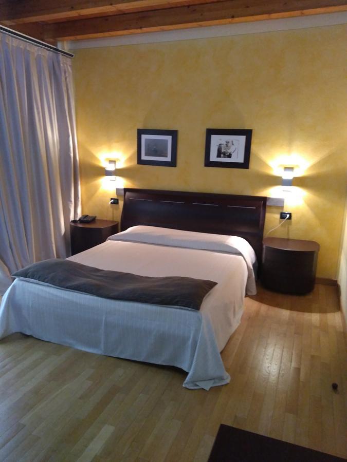 Hotel Fontana Santa Грумелло-дель-Монте Екстер'єр фото
